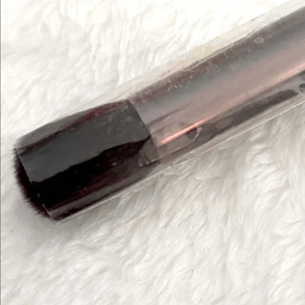 VASANTI CONCEALER BUFFER BRUSH